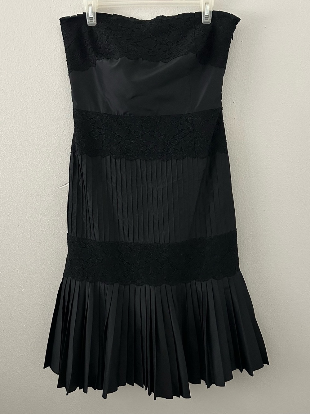 Banana Republic Black Silk Blend Strapless Dress Size 6 Lace Pleated Goth Vamp